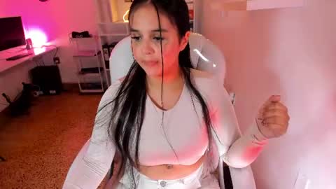 Snapshot of ashly_nova chatting on 07-24-26, 12:58 Ashly online show from 07-24-26, 12:58