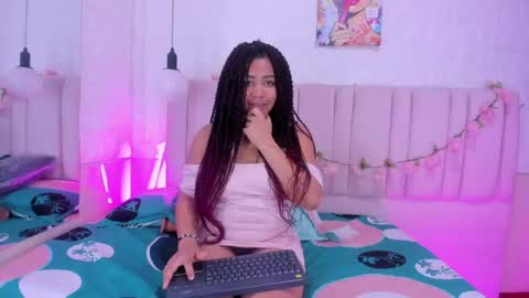 ASHLY online show from 05-16-26, 10:01