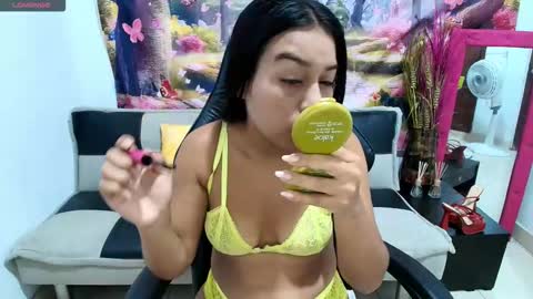 Snapshot of ashly_sexylatina18 chatting on 10-01-25, 06:36 ashly online show from 10-01-25, 06:36