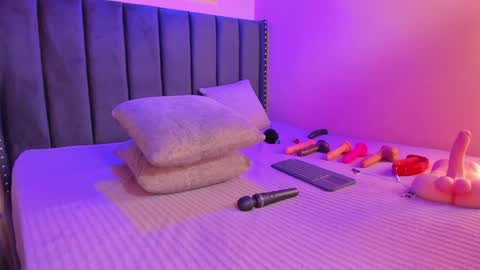 ashlye_miller_ online show from 01-24-25, 07:08