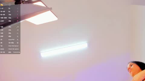 Snapshot of ashlye_white chatting on 02-08-26, 08:45 ashlye_white online show from 02-08-26, 08:45