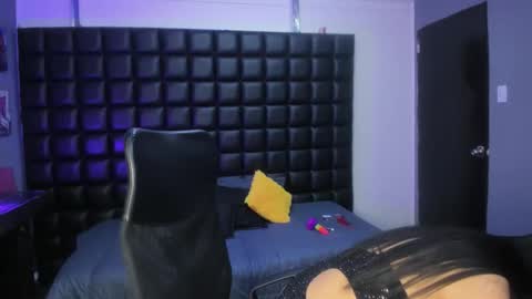 ashlyy sweet  online show from 06-11-26, 02:48