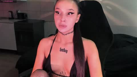 Snapshot of ashmila chatting on 06-07-26, 05:22 Mila online show from 06-07-26, 05:22