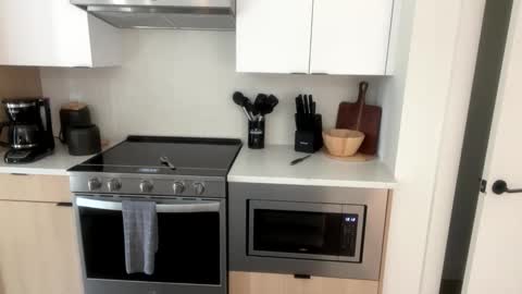 Ashton online show from 04-24-26, 03:14