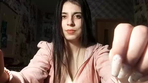 Snapshot of ashtonvisnosky chatting on 12-16-25, 10:42 Lina online show from 12-16-25, 10:42