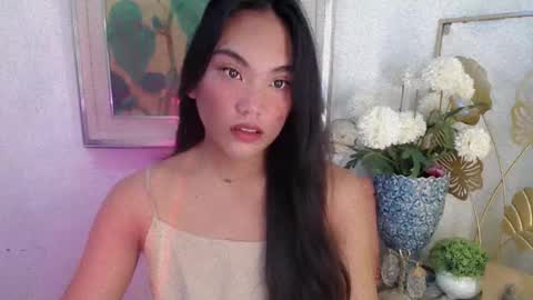 Snapshot of asian_alliyah chatting on 06-08-26, 03:29 asian_alliyah online show from 06-08-26, 03:29