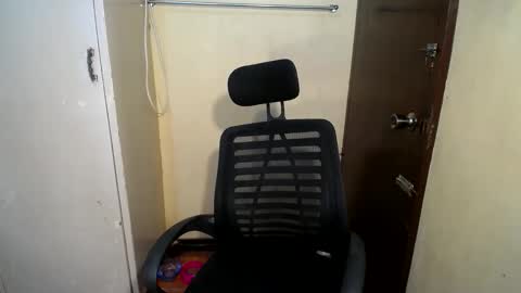 Asia online show from 09-11-25, 04:51