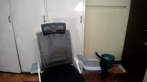 Asia online show from 03-10-26, 03:33