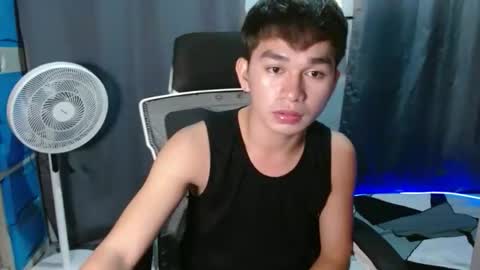 Snapshot of asian_chick931262 chatting on 10-27-25, 02:54 asian_chick931262 online show from 10-27-25, 02:54