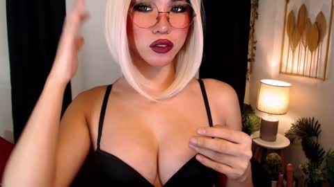 hinata online show from 12-13-24, 03:16