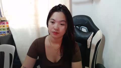 Snapshot of asian_honey69 chatting on 05-27-26, 07:49 bb girl online show from 05-27-26, 07:49
