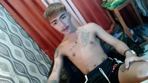 Snapshot of asian_kimxxx chatting on 12-23-24, 09:49 don online show from 12-23-24, 09:49