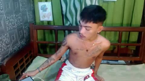 Snapshot of asian_kimxxx chatting on 01-28-25, 04:29 don online show from 01-28-25, 04:29