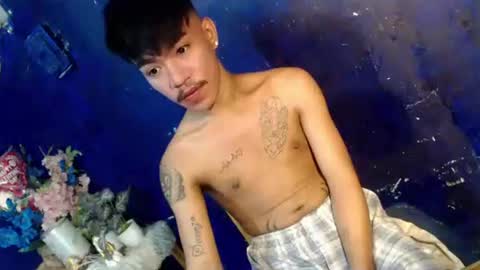 Snapshot of asian_kimxxx chatting on 10-09-25, 01:47 don online show from 10-09-25, 01:47