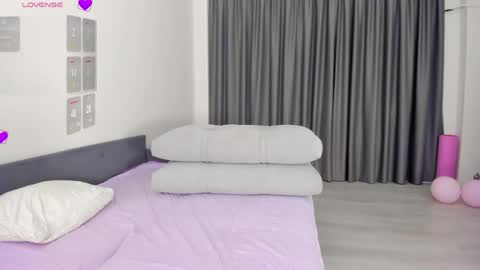Snapshot of asian_loverpop chatting on 06-01-26, 03:41 asian_loverpop online show from 06-01-26, 03:41