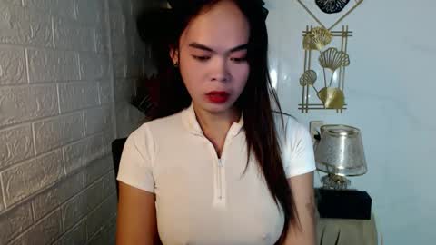 asian_pretty143 online show from 04-24-26, 11:34