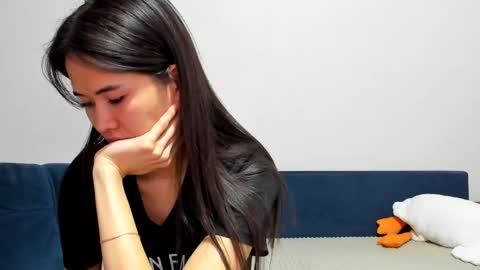 Snapshot of asian_pussy_cat chatting on 02-21-25, 03:10 Hare online show from 02-21-25, 03:10