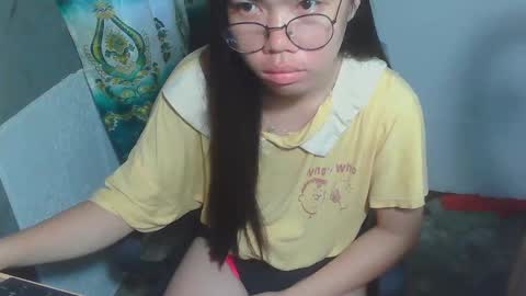 Snapshot of asian_rhean chatting on 03-07-25, 05:51 Rhean online show from 03-07-25, 05:51