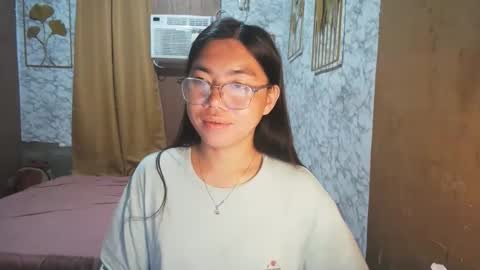 Snapshot of asian_rhean chatting on 09-20-25, 09:38 Rhean online show from 09-20-25, 09:38