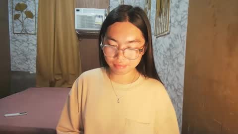 Snapshot of asian_rhean chatting on 09-23-25, 03:09 Rhean online show from 09-23-25, 03:09