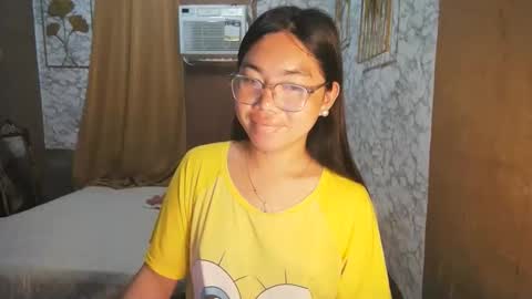 Snapshot of asian_rhean chatting on 10-04-25, 10:30 Rhean online show from 10-04-25, 10:30