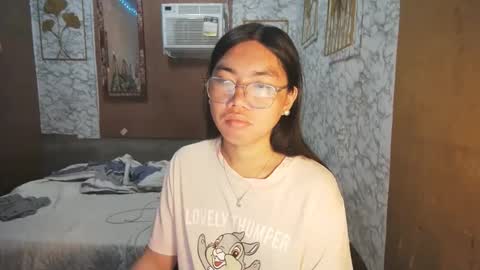 Snapshot of asian_rhean chatting on 10-10-25, 10:53 Rhean online show from 10-10-25, 10:53