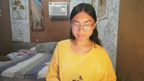 Snapshot of asian_rhean chatting on 11-04-25, 11:09 Rhean online show from 11-04-25, 11:09