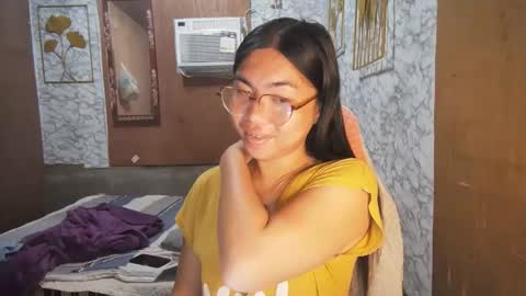 Snapshot of asian_rhean chatting on 11-27-25, 11:29 Rhean online show from 11-27-25, 11:29