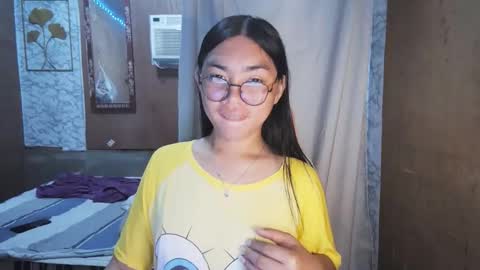 Snapshot of asian_rhean chatting on 12-03-25, 11:36 Rhean online show from 12-03-25, 11:36