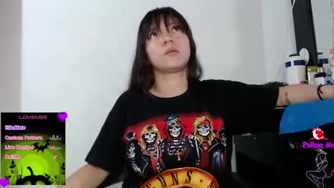 Damara Roland online show from 10-22-25, 07:02