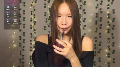 Snapshot of asian_vi chatting on 11-14-25, 04:28 My name Vi online show from 11-14-25, 04:28