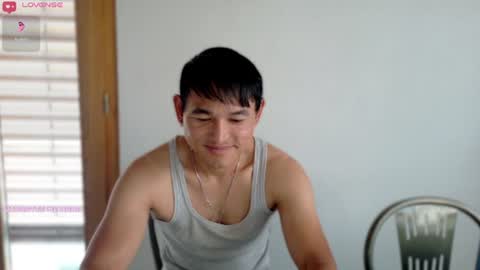 Snapshot of asianboy_sunny chatting on 06-16-26, 04:15 AsianBoy Sunny online show from 06-16-26, 04:15