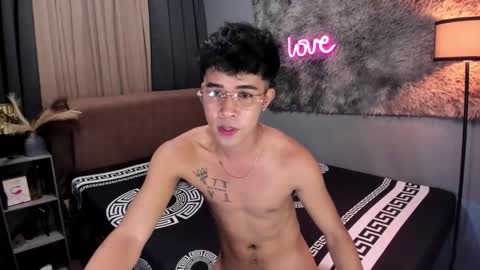 Snapshot of asiancum_peter chatting on 10-01-25, 01:22 asiancum_peter online show from 10-01-25, 01:22