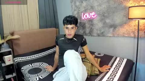 Snapshot of asiancum_peter chatting on 10-09-25, 01:47 asiancum_peter online show from 10-09-25, 01:47