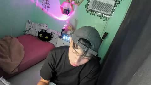 Bry online show from 11-22-25, 09:41