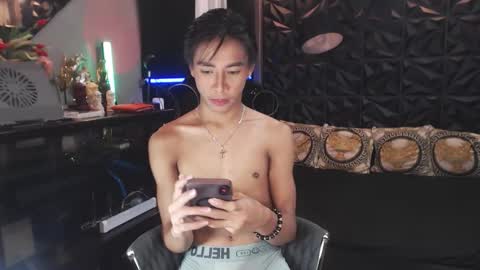 Snapshot of asianfuckertwink chatting on 11-29-25, 10:29 asianfuckertwink online show from 11-29-25, 10:29