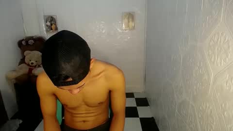 asianhot12 online show from 03-10-25, 05:00