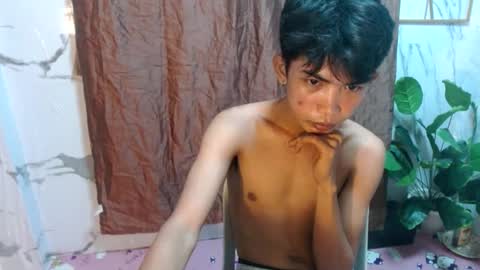 Snapshot of asianhotbigcock chatting on 03-12-25, 08:20 Nico online show from 03-12-25, 08:20