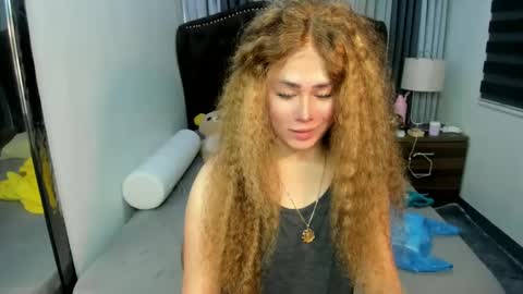 ERIKA 3 online show from 03-01-25, 06:35