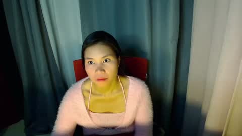 Snapshot of asiansluttyxx chatting on 01-03-25, 07:38 JEAN online show from 01-03-25, 07:38