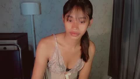 kisses online show from 02-25-26, 05:55