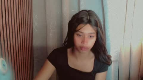 Snapshot of asiantreasures chatting on 07-25-26, 02:42 kisses online show from 07-25-26, 02:42