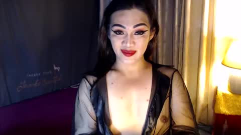 Snapshot of asiasfantasy chatting on 01-22-25, 06:10 NEL online show from 01-22-25, 06:10