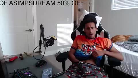 Snapshot of asimpsdream chatting on 09-19-25, 01:12 asimpsdream online show from 09-19-25, 01:12