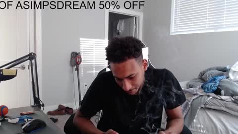 Snapshot of asimpsdream chatting on 09-29-25, 12:54 asimpsdream online show from 09-29-25, 12:54