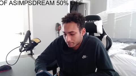 Snapshot of asimpsdream chatting on 11-10-25, 01:43 asimpsdream online show from 11-10-25, 01:43