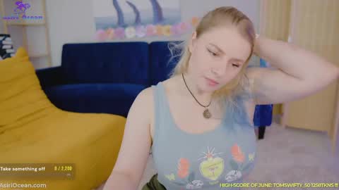 Snapshot of asiri_ocean chatting on 06-02-26, 05:48 Asiri pronounced Ah-siri Please no nicknames 3 online show from 06-02-26, 05:48