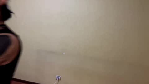Snapshot of aslaourdi chatting on 05-05-26, 08:06 aslaourdi online show from 05-05-26, 08:06