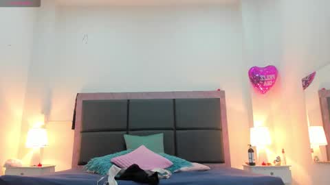  Aslhyn  online show from 02-24-26, 11:41