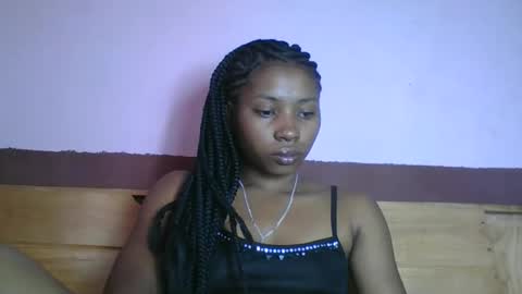 asmiraa online show from 03-21-26, 09:47